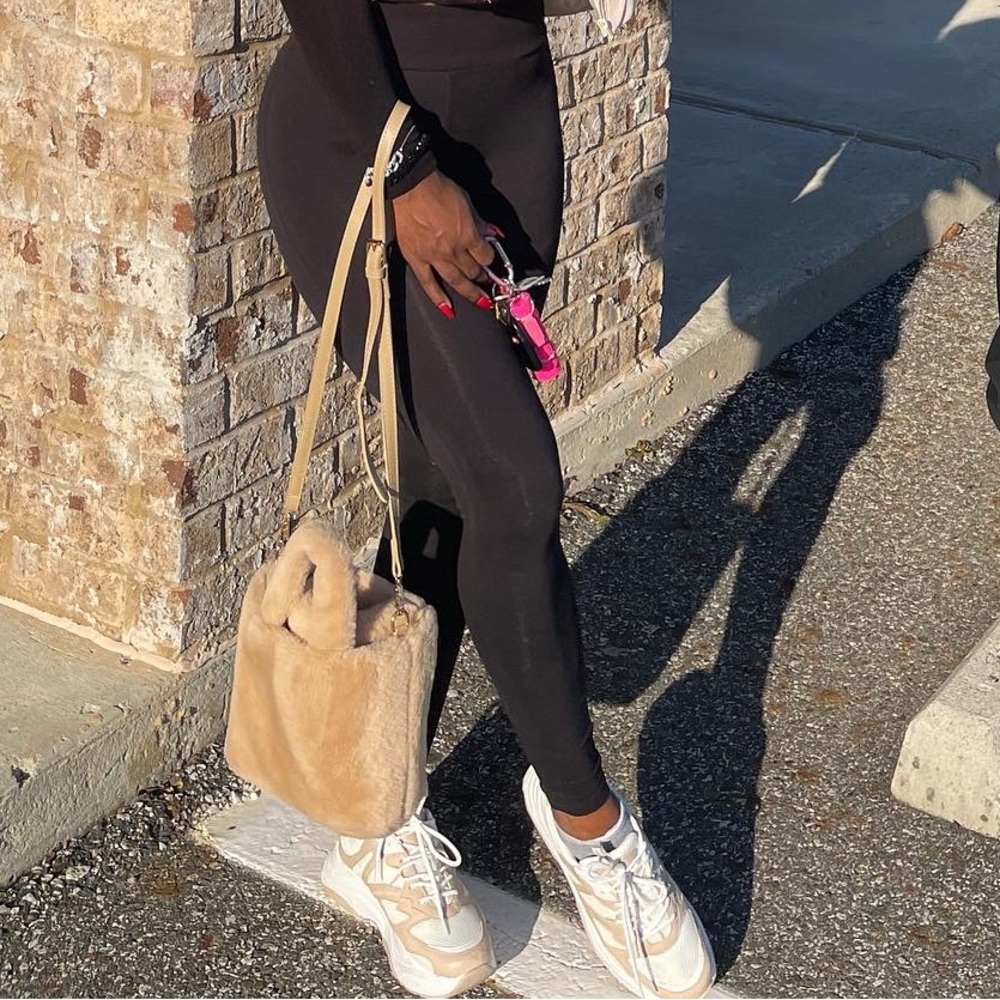 Chunky sneakers
